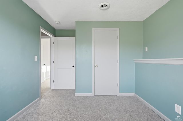 2525 Paige Lane, Junction City, KS 66441