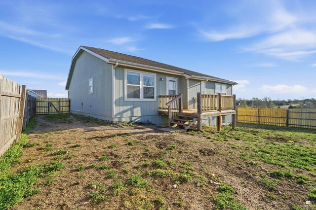 2525 Paige Lane, Junction City, KS 66441