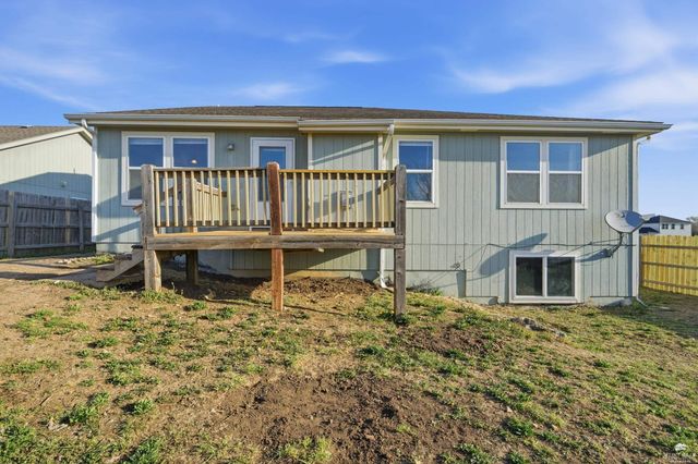 2525 Paige Lane, Junction City, KS 66441