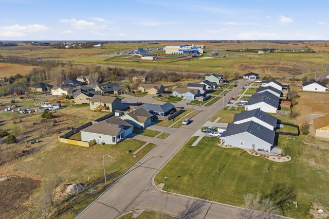 2525 Paige Lane, Junction City, KS 66441