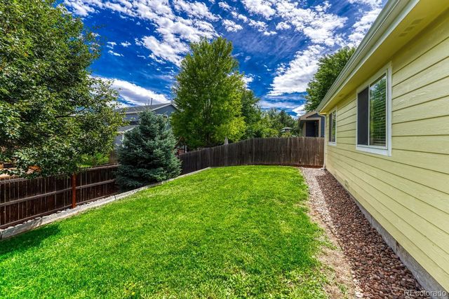 832 Pitkin Way, Castle Rock, CO 80104