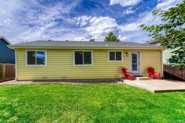 832 Pitkin Way, Castle Rock, CO 80104