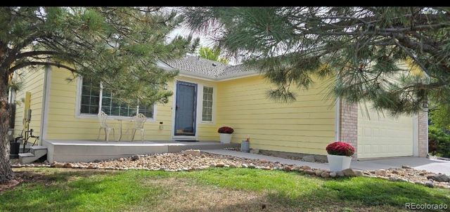 832 Pitkin Way, Castle Rock, CO 80104
