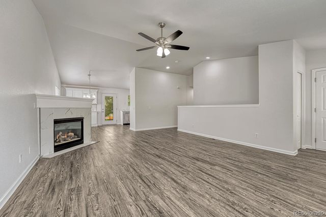 832 Pitkin Way, Castle Rock, CO 80104