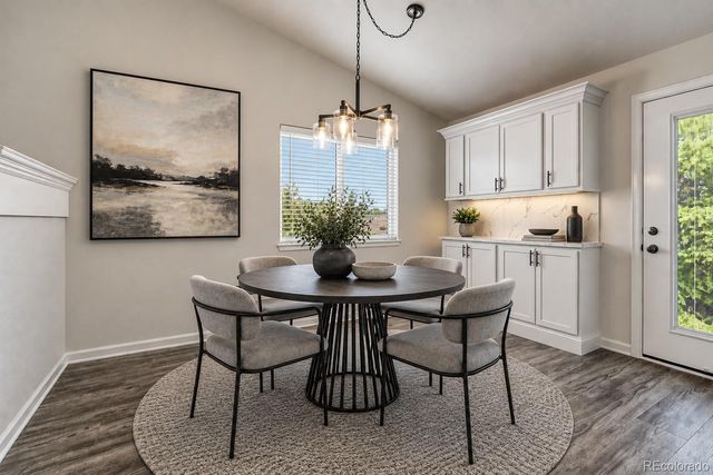832 Pitkin Way, Castle Rock, CO 80104
