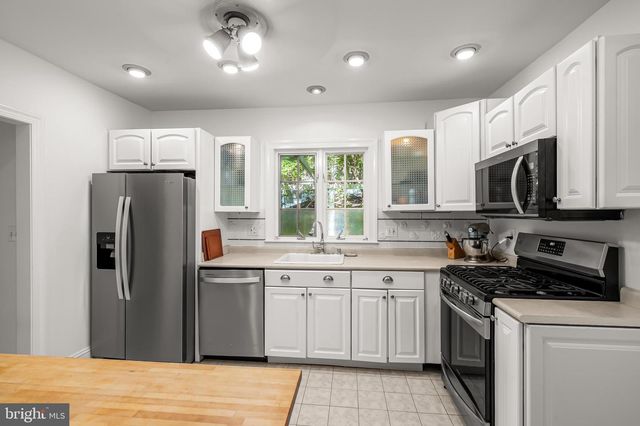 2217 ARDEN RD, Baltimore, MD 21209