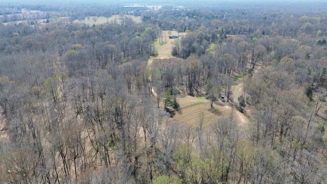 6195 BOBBITT RD, Unincorporated, TN 38057