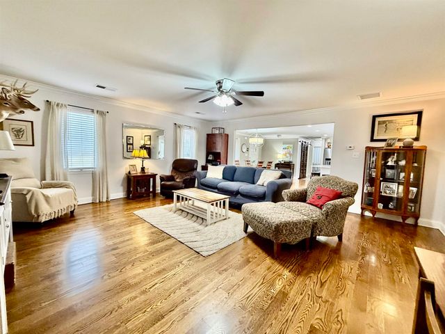 6195 BOBBITT RD, Unincorporated, TN 38057