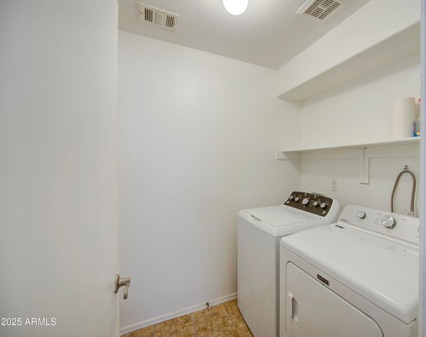 1813 E GAIL Drive, Chandler, AZ 85225