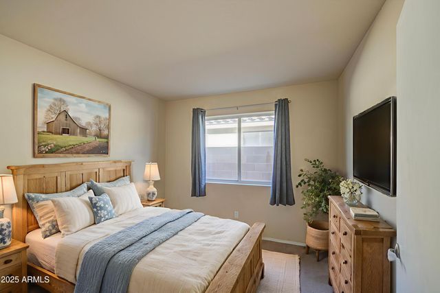 1813 E GAIL Drive, Chandler, AZ 85225