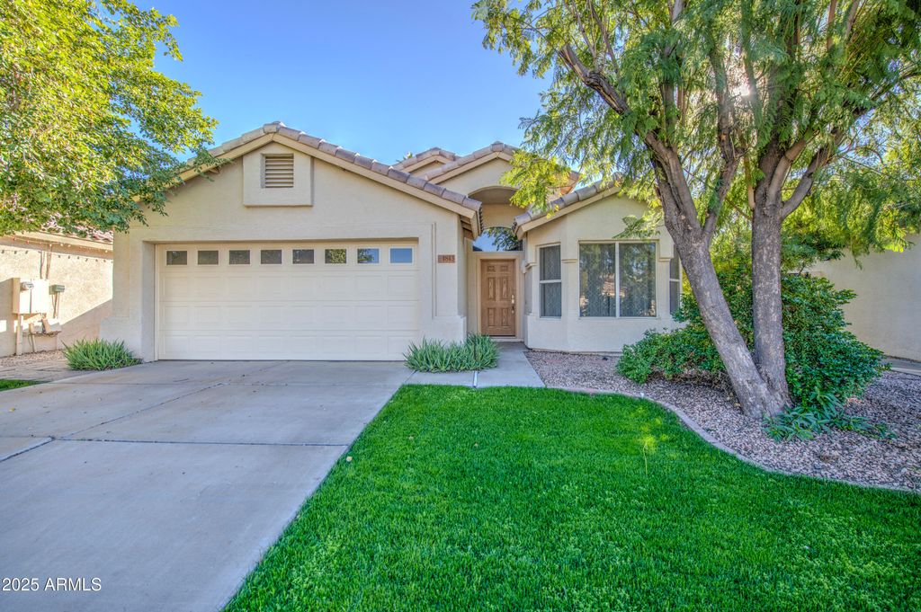 1813 E GAIL Drive, Chandler, AZ 85225