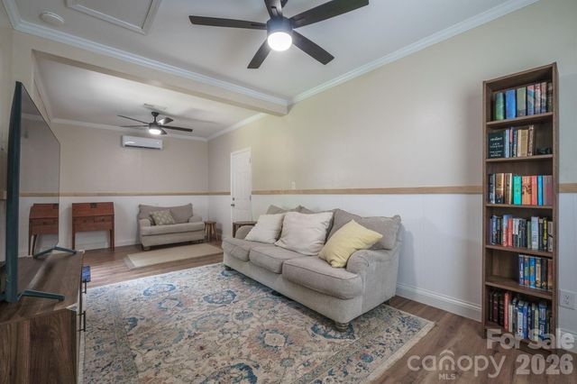 200 Point Circle, Belmont, NC 28012