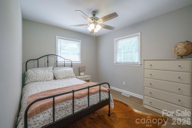 200 Point Circle, Belmont, NC 28012