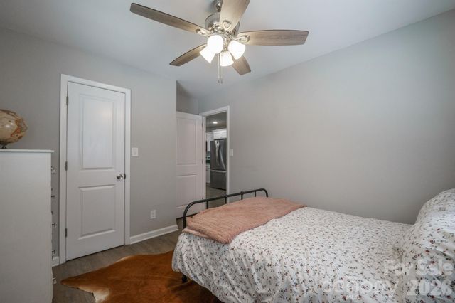 200 Point Circle, Belmont, NC 28012