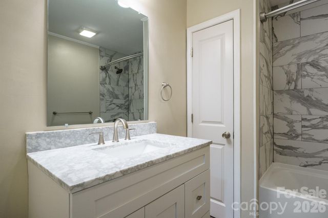 200 Point Circle, Belmont, NC 28012