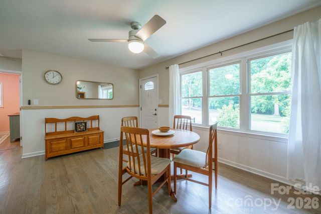 200 Point Circle, Belmont, NC 28012