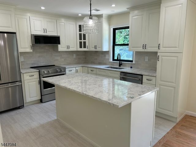 88 Unionville Rd, Wantage Twp., NJ 07461