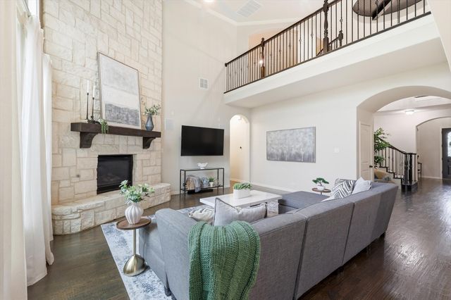 576 Featherstone Drive, Rockwall, TX 75087