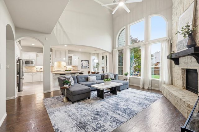 576 Featherstone Drive, Rockwall, TX 75087
