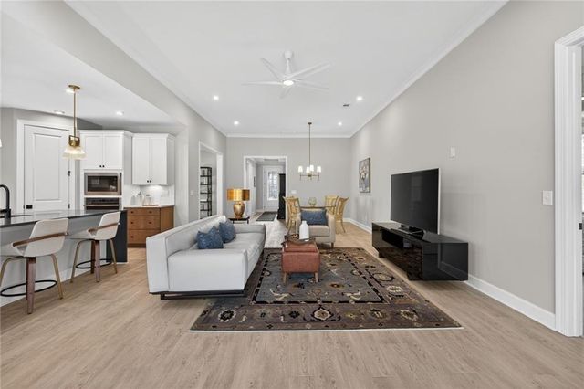 178 Bear Way, Hoschton, GA 30548