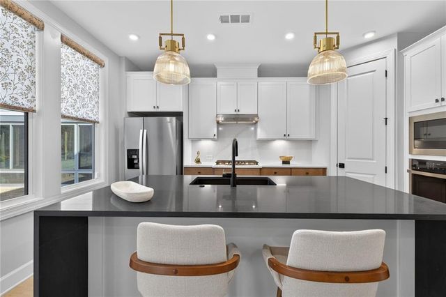 178 Bear Way, Hoschton, GA 30548