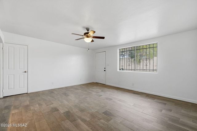 1633 S Camino Del Sierra, Tucson, AZ 85713