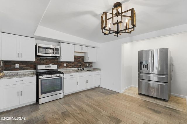 1633 S Camino Del Sierra, Tucson, AZ 85713