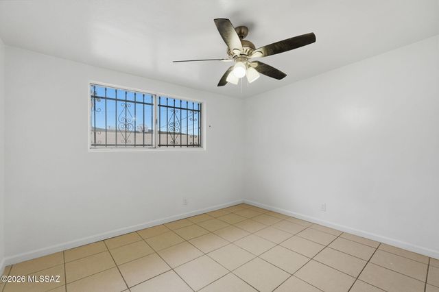 1633 S Camino Del Sierra, Tucson, AZ 85713