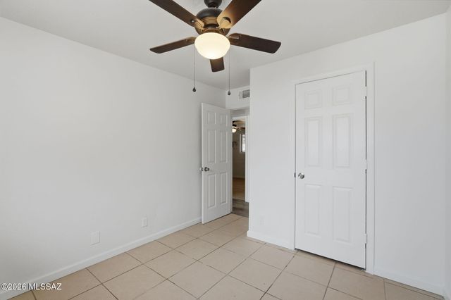 1633 S Camino Del Sierra, Tucson, AZ 85713