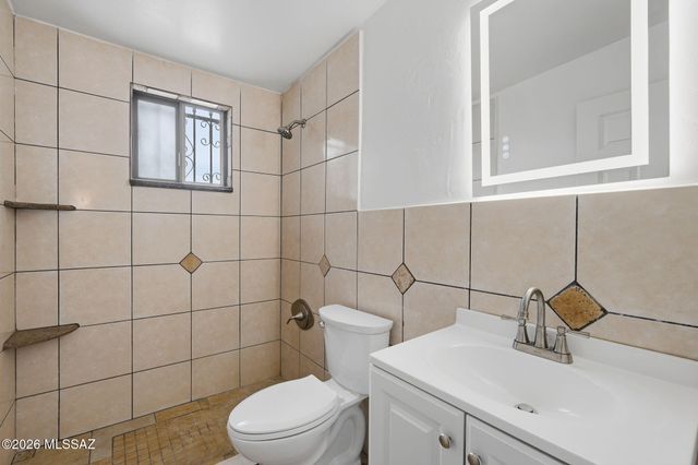 1633 S Camino Del Sierra, Tucson, AZ 85713