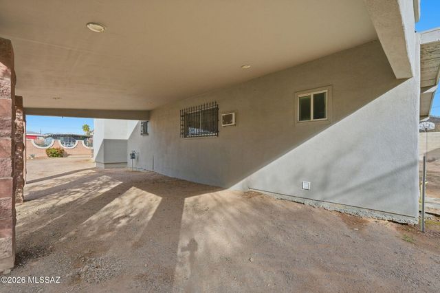 1633 S Camino Del Sierra, Tucson, AZ 85713