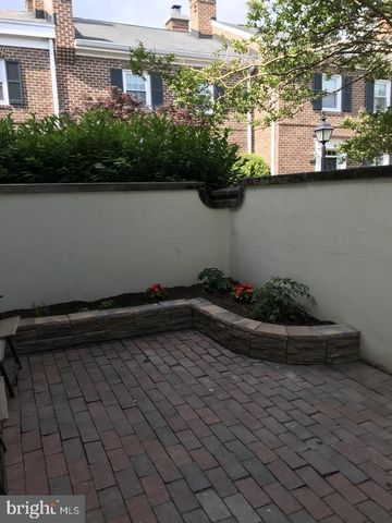 1019 N PITT ST, Alexandria, VA 22314