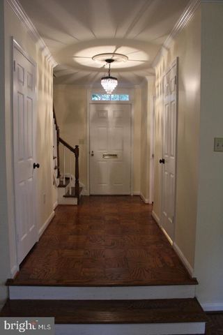 1019 N PITT ST, Alexandria, VA 22314