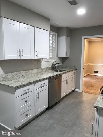1019 N PITT ST, Alexandria, VA 22314