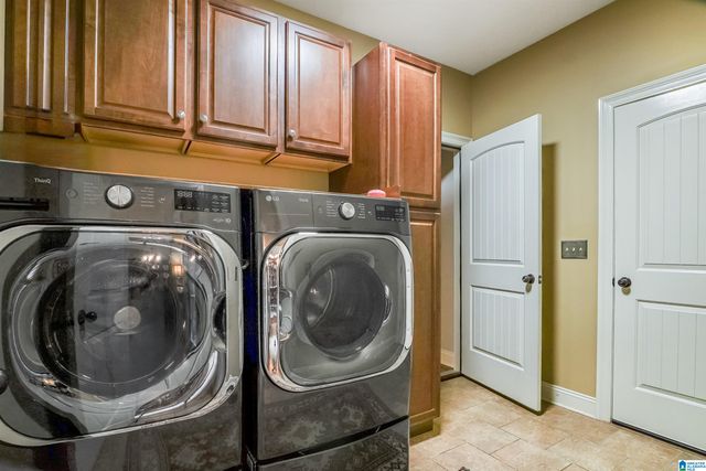 208 STERLING GATE LANE, Alabaster, AL 35007