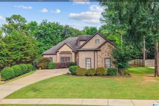 208 STERLING GATE LANE, Alabaster, AL 35007