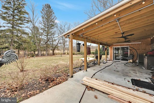 2639 PANTHER VALLEY RD, Pottsville, PA 17901