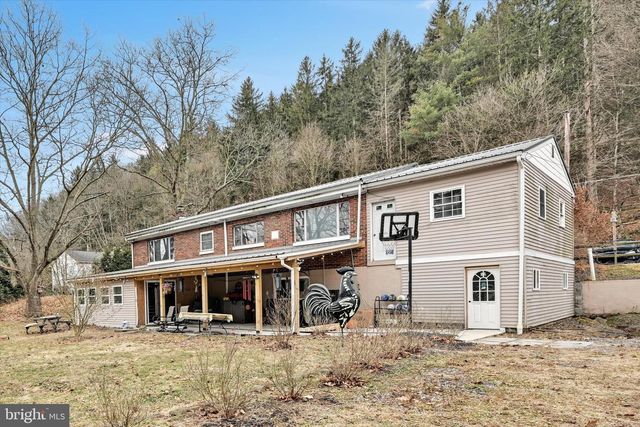 2639 PANTHER VALLEY RD, Pottsville, PA 17901
