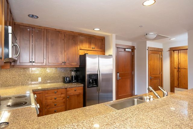 4001 Northstar Dr Unit 205, Truckee, CA 96161