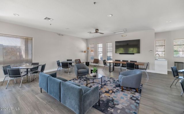 19550 N GRAYHAWK Drive 1062, Scottsdale, AZ 85255