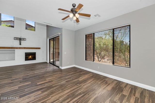 19550 N GRAYHAWK Drive 1062, Scottsdale, AZ 85255