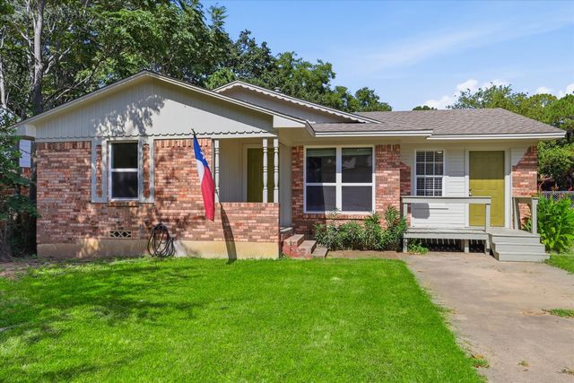 2017 Shawnee Street, Denton, TX 76209