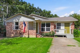 2017 Shawnee Street, Denton, TX 76209