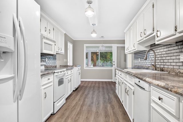 109 Birdie Court, Santee, SC 29142