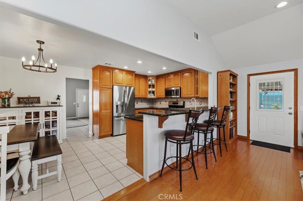 Image 15 of property listing at 10283 Rouselle, Jurupa Valley, CA 91752