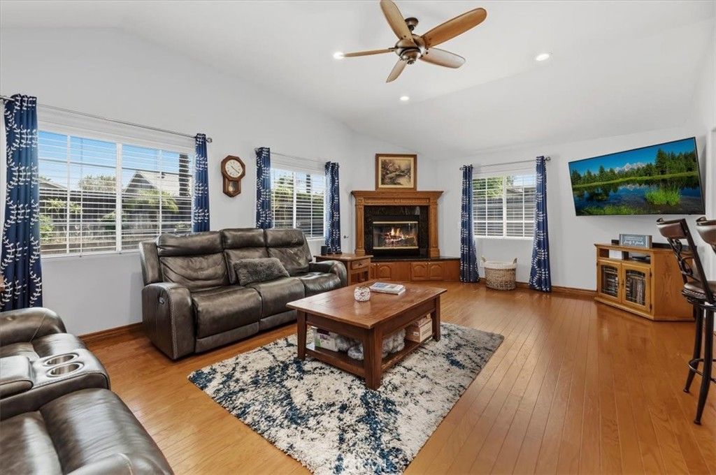 Image 17 of property listing at 10283 Rouselle, Jurupa Valley, CA 91752