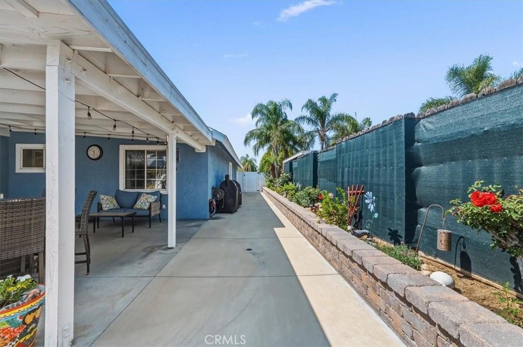Image 35 of property listing at 10283 Rouselle, Jurupa Valley, CA 91752
