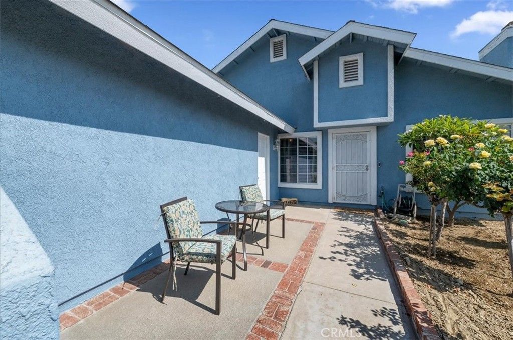 Image 6 of property listing at 10283 Rouselle, Jurupa Valley, CA 91752