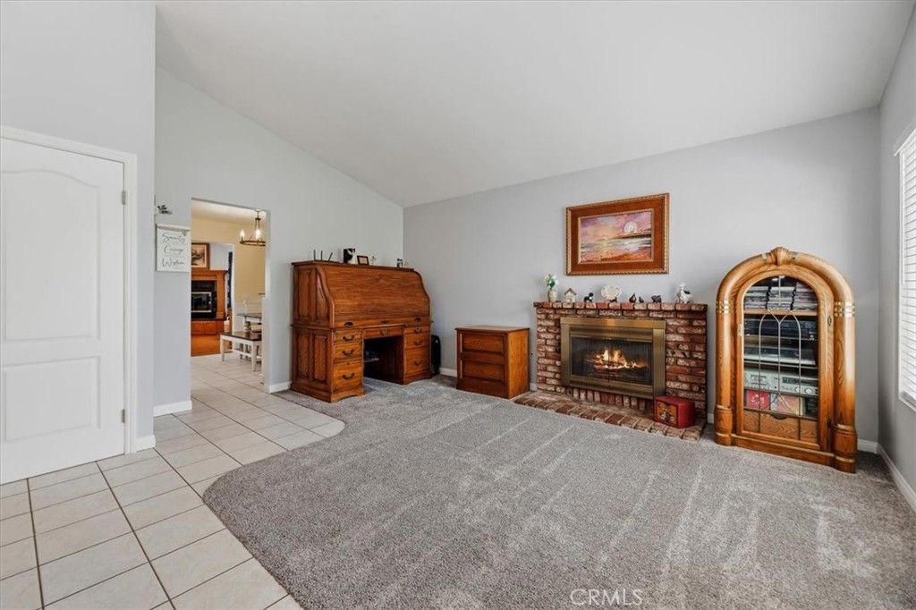 Image 7 of property listing at 10283 Rouselle, Jurupa Valley, CA 91752