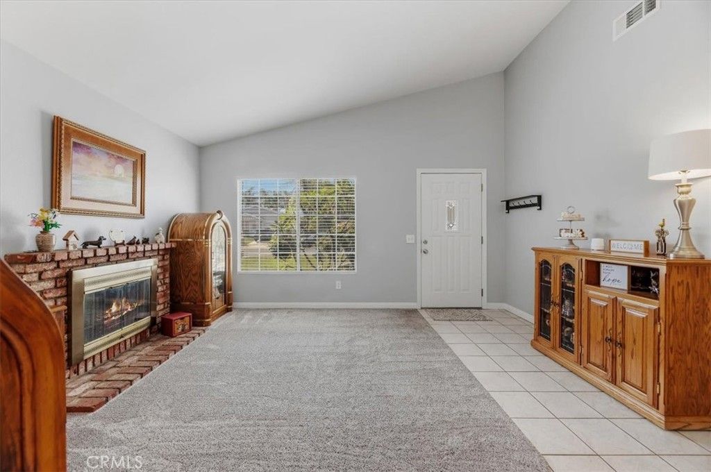 Image 9 of property listing at 10283 Rouselle, Jurupa Valley, CA 91752